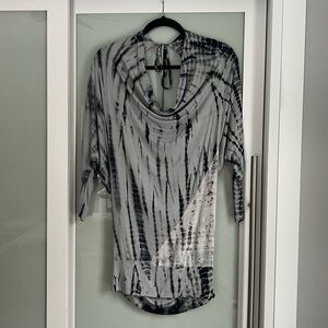 Gypsy Daisy Women’s Tie-Dye Navy and Gray Draped Neck Open Back Top